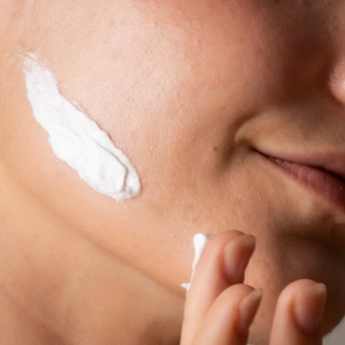 Revitalizing Stem Cell Anti-Aging Skincare Bundle - Image 3