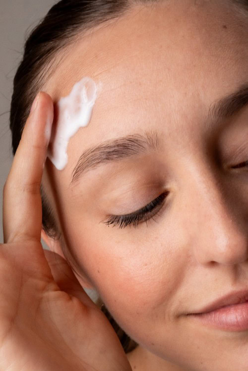 Revitalizing Stem Cell Anti-Aging Skincare Bundle - Image 5